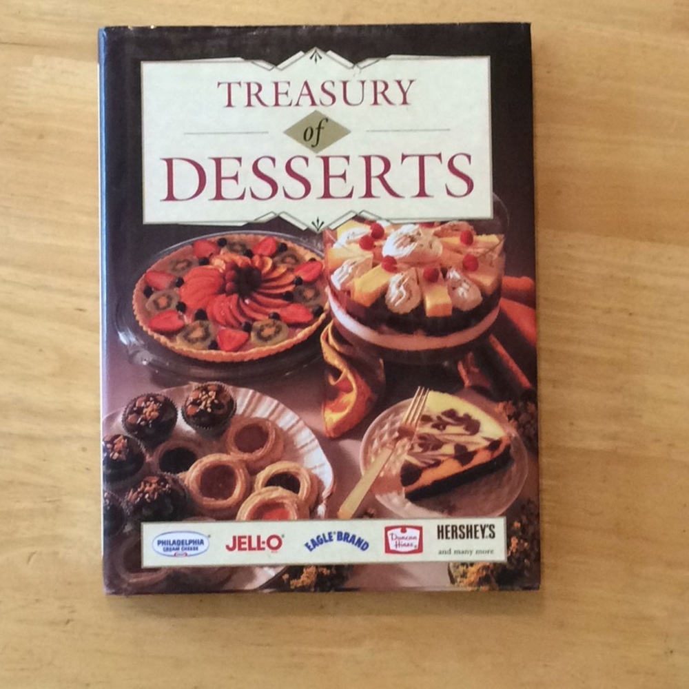 Thanksgiving Treasury of Desserts Cook Book